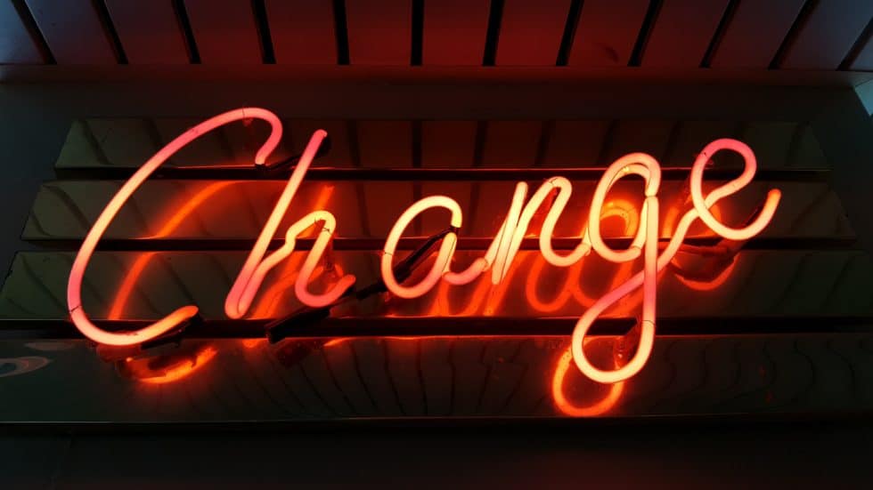 Unternehmen und die digitale Transformation: Acqui Hire in Zeiten des Wandels /  Companies and digital transformation: Acqui Hire in times of change